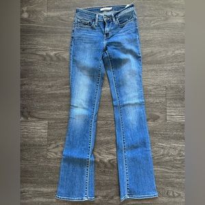 715 LEVI’S BOOTCUT WOMEN'S JEANS